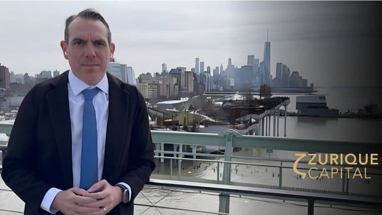 A man in a suit and tie stands confidently before a city skyline, symbolizing professionalism and urban finance.