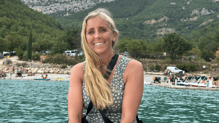 Tiffani Cappello uses hypnosis to reprogram the subconscious mind, offering lasting relief from anxiety and panic attacks.