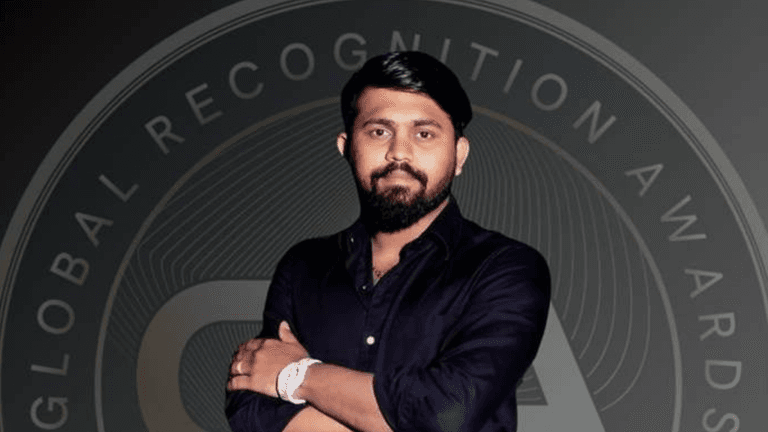 "Vaidik Patel, founder of Sunvista Energy, accepts the 2025 Global Recognition Award for Service Excellence in Renewable Energy."