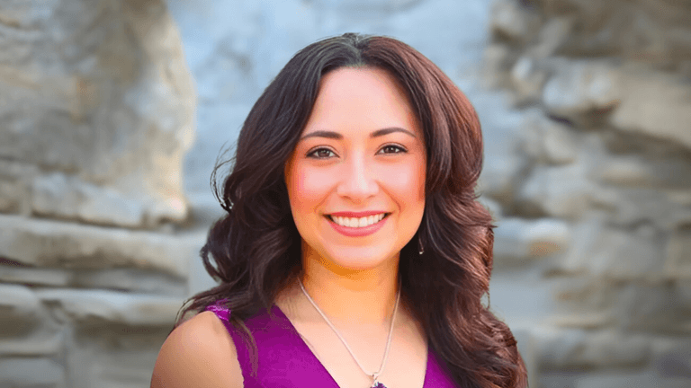 Desiree Werland, founder of Stronger Than Autoimmune, empowers individuals and organizations by addressing autoimmune disease in workplace wellness strategies.