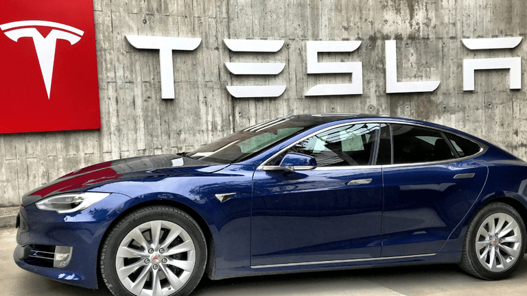 Tesla Unveils $200 Million Megafactory in Texas to Boost Energy Storage Production