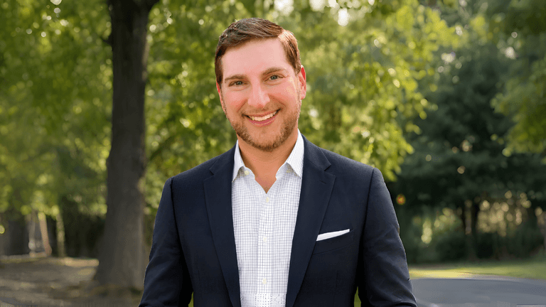 Dr. Evan Fishman