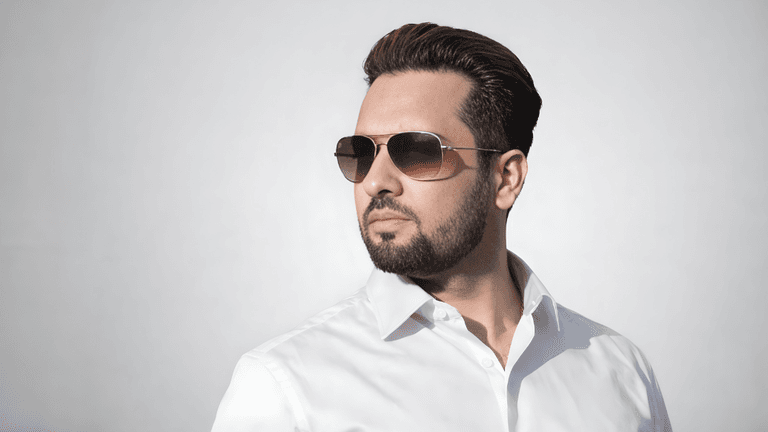 Mann Jinder, an international entrepreneur, focused on strategic global business expansion and sharing insights on scaling businesses across borders.