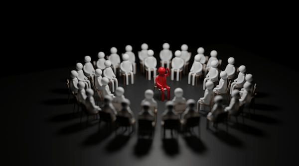 Crisis Leadership: How CEOs Navigated Economic Uncertainty and Global Tensions in June 2022