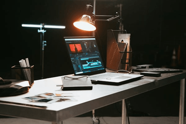 The Digital-First CEO: Leading in a World Dominated by Technology in 2024
