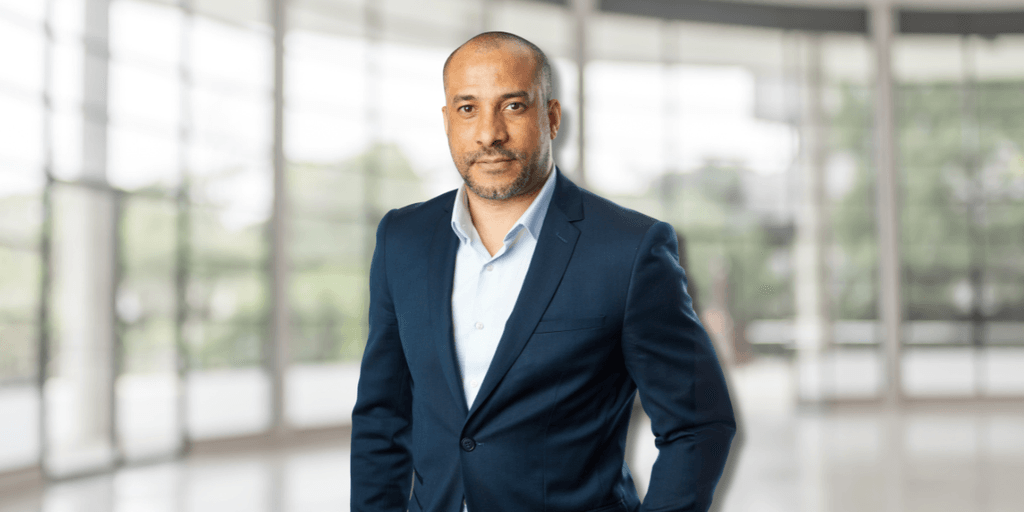 Noureddine Oirkha, Strategy & Transformation Leader, representing his expertise in guiding seamless digital transformation through governance, alignment, and strategic leadership.