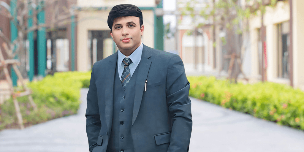 Ace strategist, corporate architect, and digital transformation expert—Dr. Gopalan is redefining leadership in the age of reinvention.
