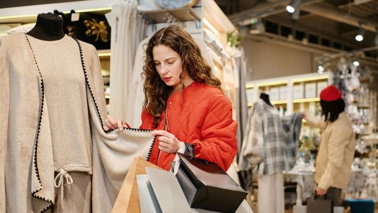 Consumer Spending Rises Modestly in January, But Core Inflation Remains Firm