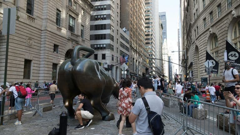 S&P 500 Earnings Beat Expectations, But Growth Momentum Slows