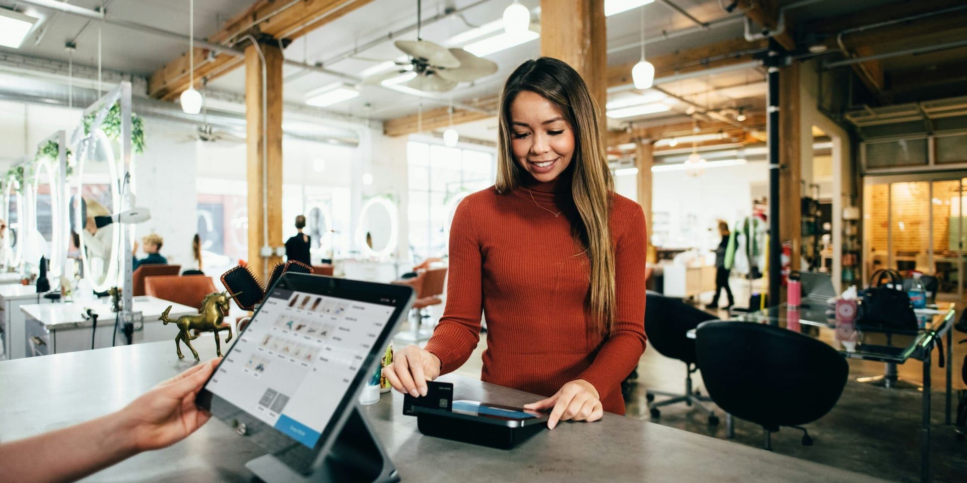 Revolutionizing Retail: How Digital Transformation is Reshaping the Future of Customer Experience