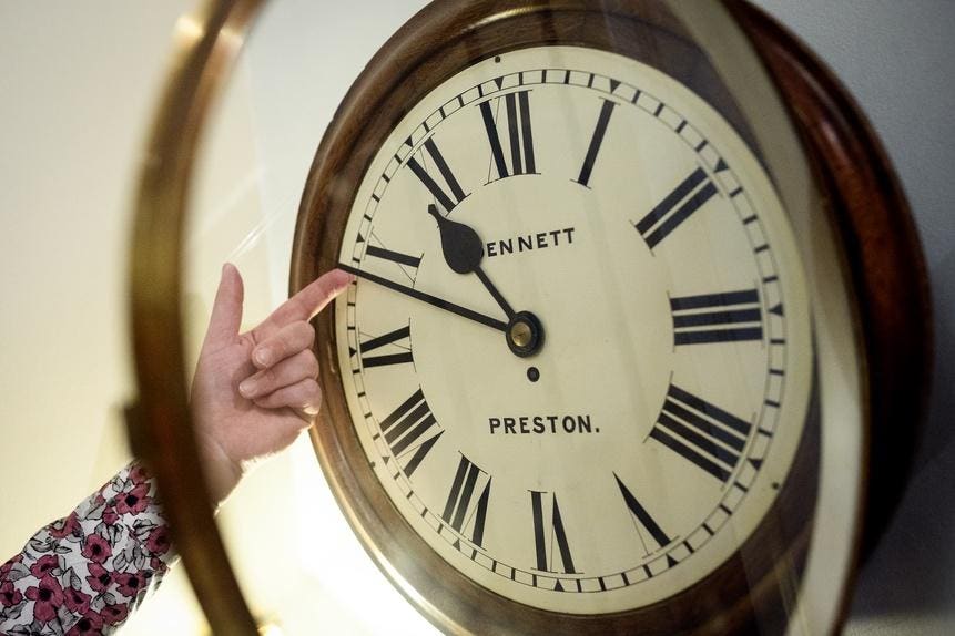 Boosting productivity during daylight saving time transitions