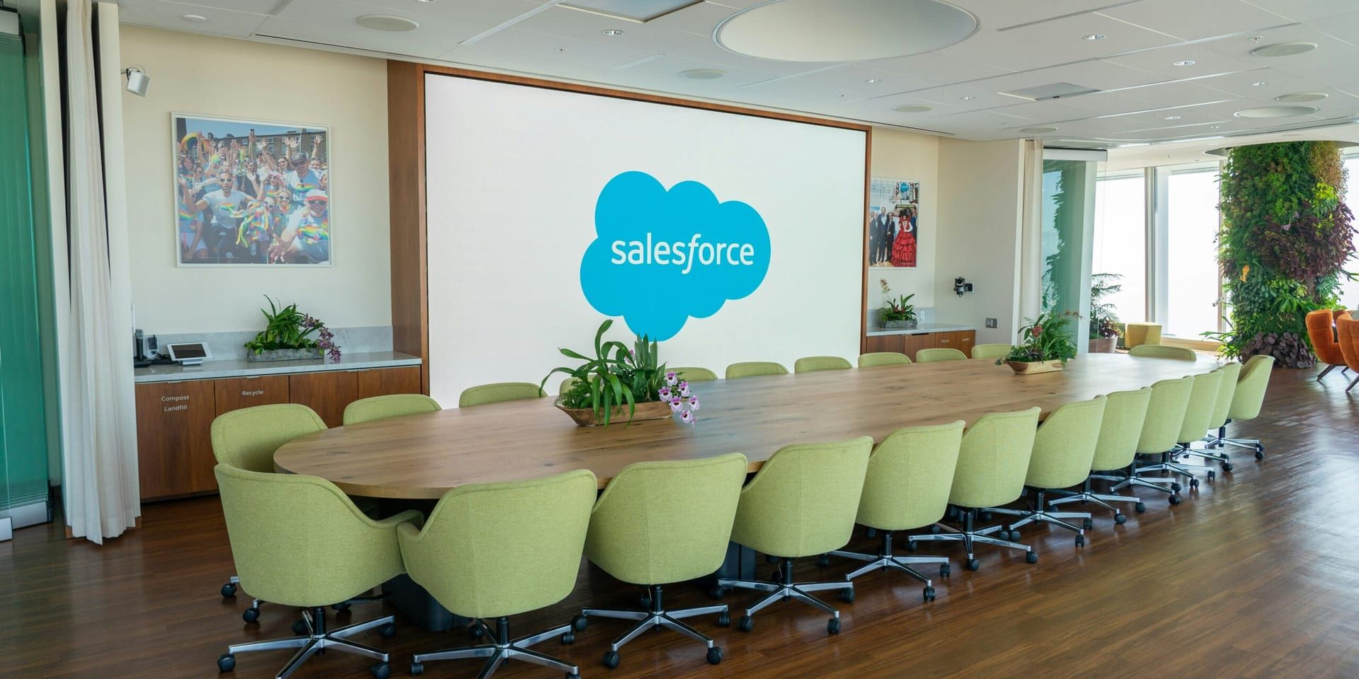Salesforce Falls Short in Q4, Unveils $10 Billion Buyback Amid AI Push