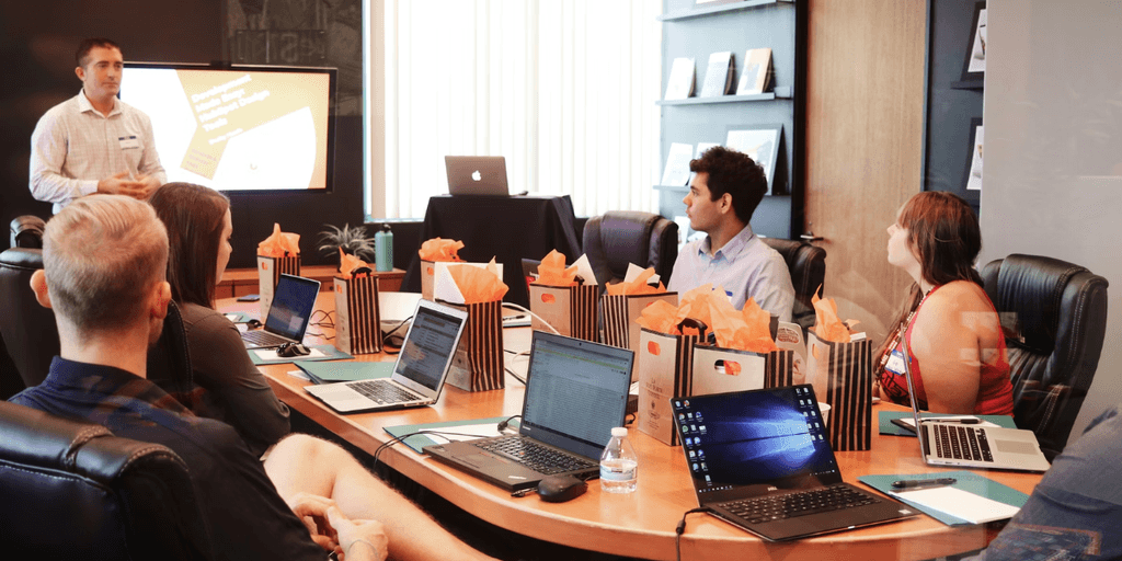 Corporate Leaders Increase Workforce and Technology Investments as U.S. Businesses Adapt to AI-Driven Economy