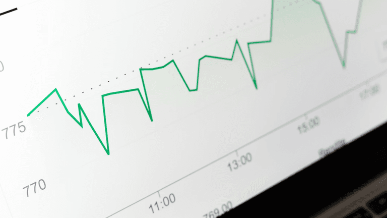 U.S. Earnings Season Takes Center Stage as Markets Near Record Highs on April 19, 2026
