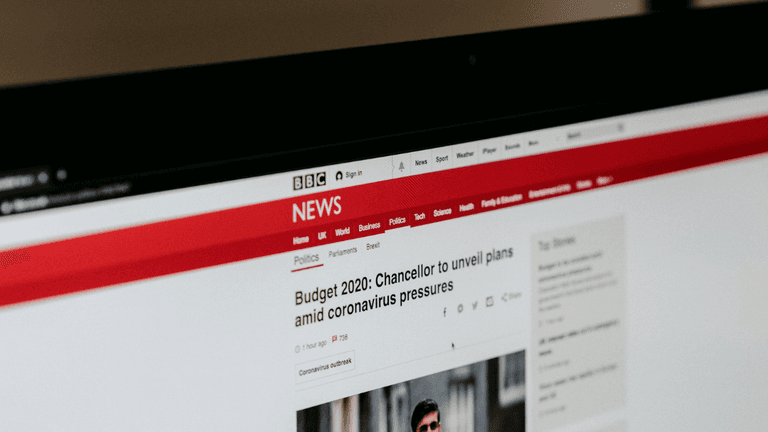 Business News Platforms Evolve Into Strategic Intelligence Hubs for Executives