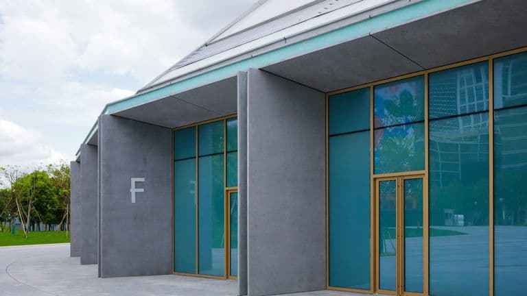 Farfetch Welcomes Tim Stone as New CFO Amid Strategic Financial Reshaping