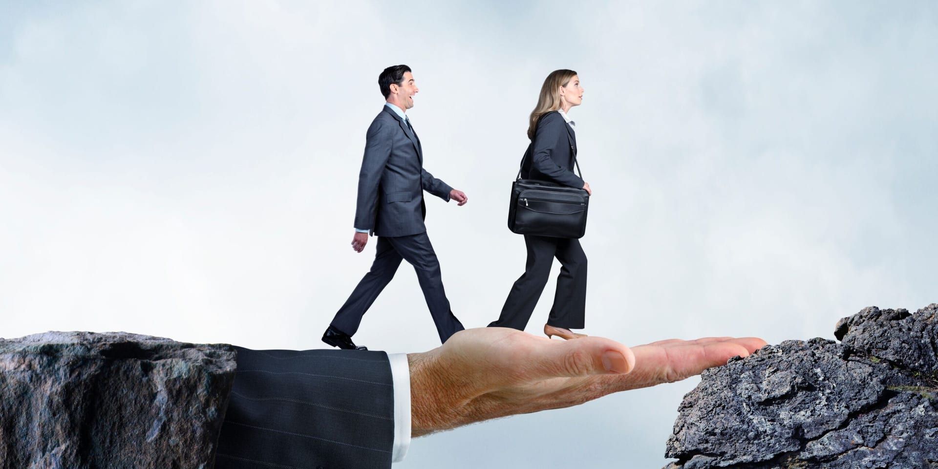 Leadership Shifts and Gender Gaps: CEO Turnover in Focus