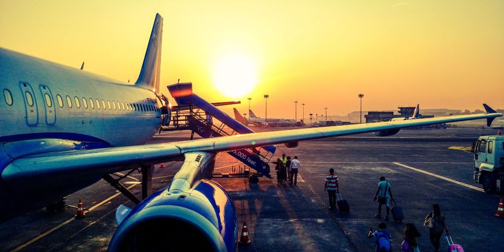 American Airlines Reverses Course on Business Travel Strategy Amid Market Share Decline