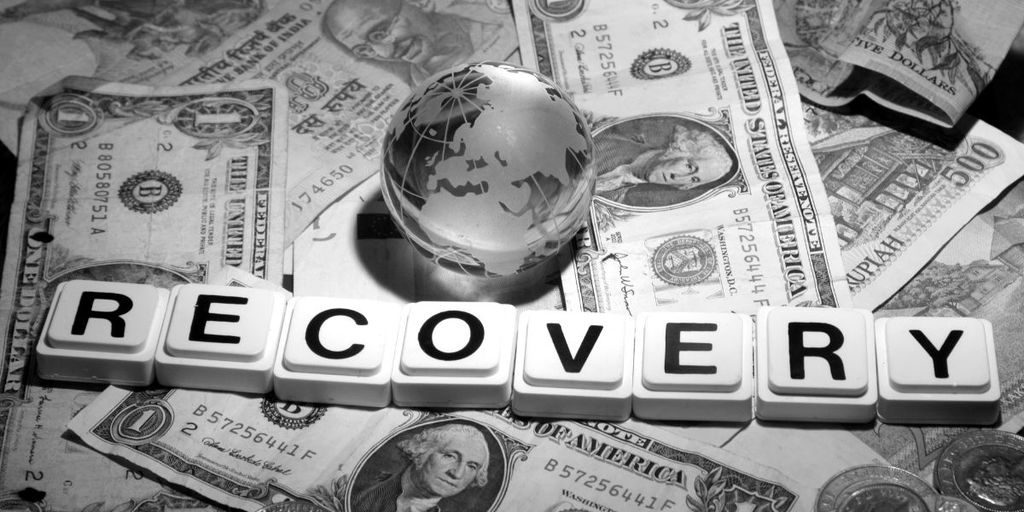Executive Compensation Trends Reflect Stable Yet Cautious Economic Recovery