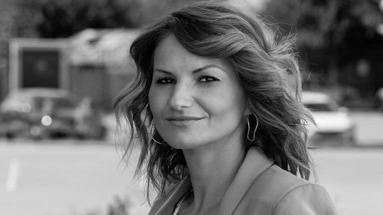 Dr. Giulia R. Tufaro, a leader in strategic philanthropy, integrates purpose-driven philanthropy into organizational strategy to build trust and credibility.