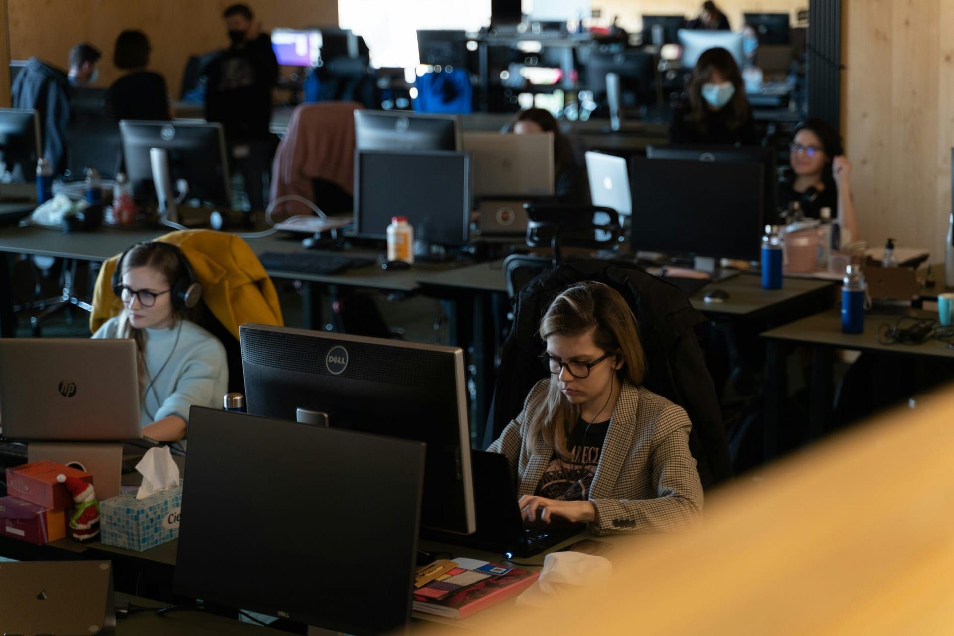 Tech Sector Drag Pulls Markets Lower Ahead of Election Jitters