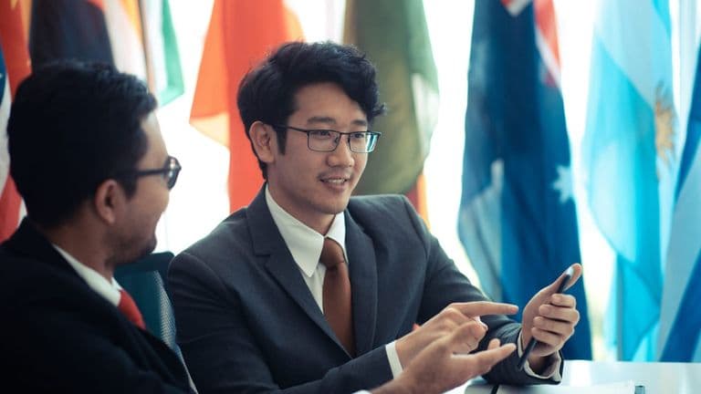 HSBC Reshapes Leadership to Accelerate Asia-Pacific Expansion