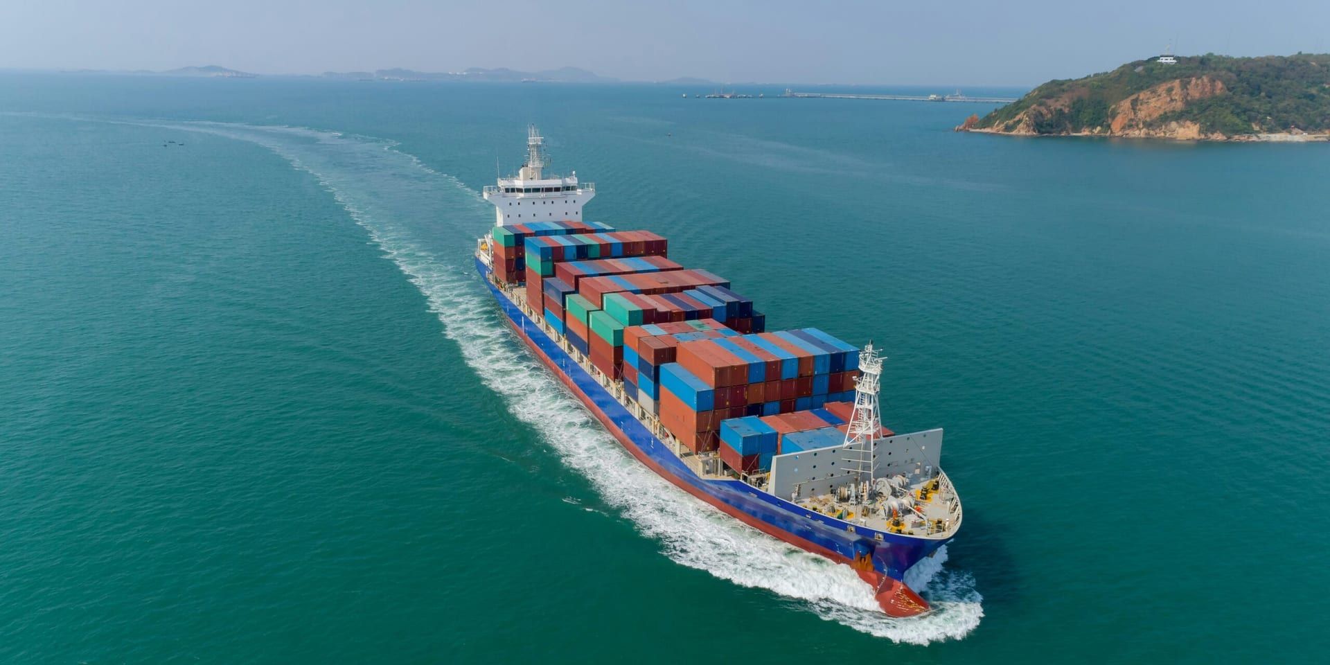 U.S. Companies Rethink Supply Chain Strategies Amid Easing Trade Tensions