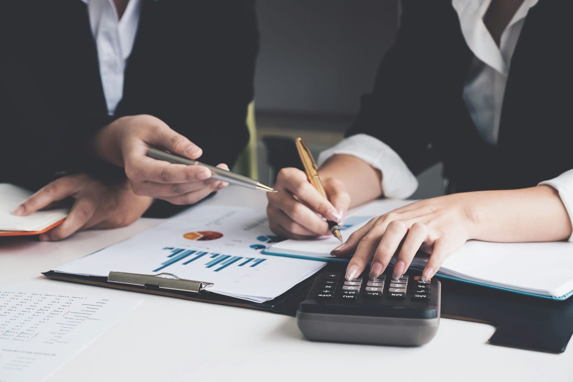 AT&T CEO John Stankey Highlights Record Debt Reduction and Shareholder Focus