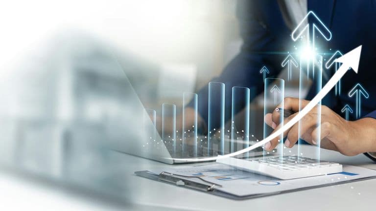 RBC Reports Stabilizing EPS Outlook for S&P 500, Emphasizes Continued Caution Among Analysts