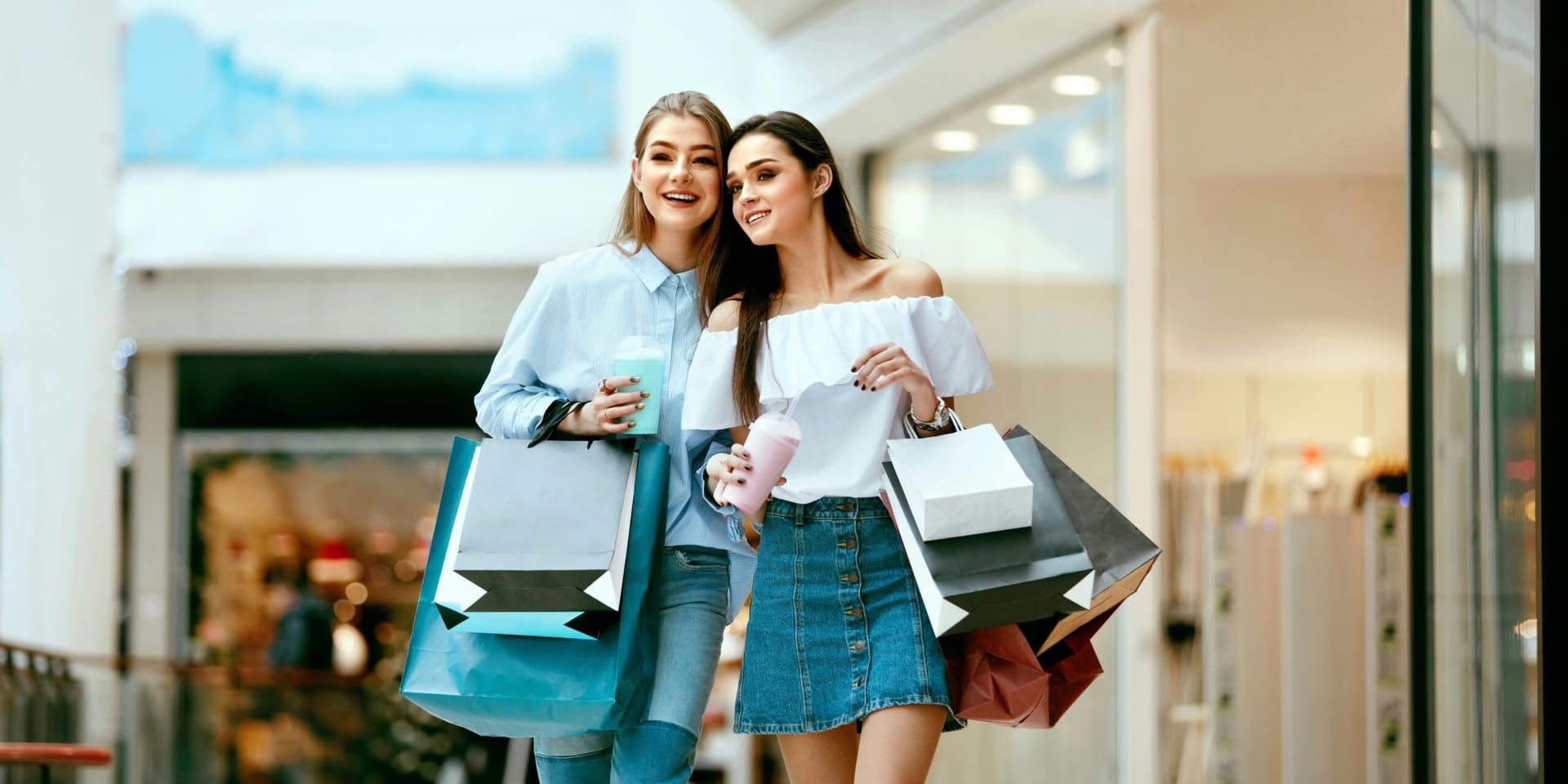U.S. Consumer Confidence Reaches Highest Point Since Late 2023