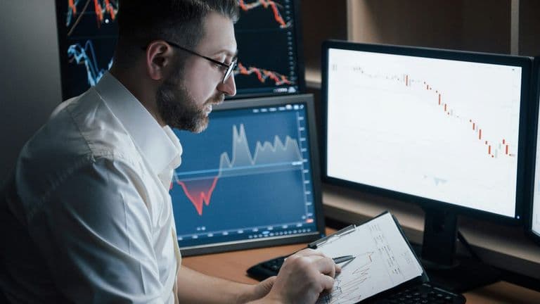 Solactive Adjusts U.S. Corporate Leverage Index Amid Market Shifts