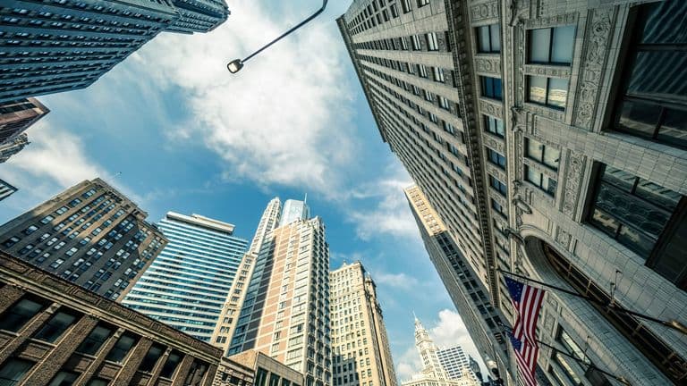 U.S. Corporate Boards Shift Focus to Growth in 2025, Survey Finds