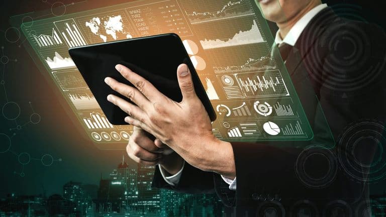 Tech Sector Earnings Support Market Rally, Offer CFOs Strategic Insights