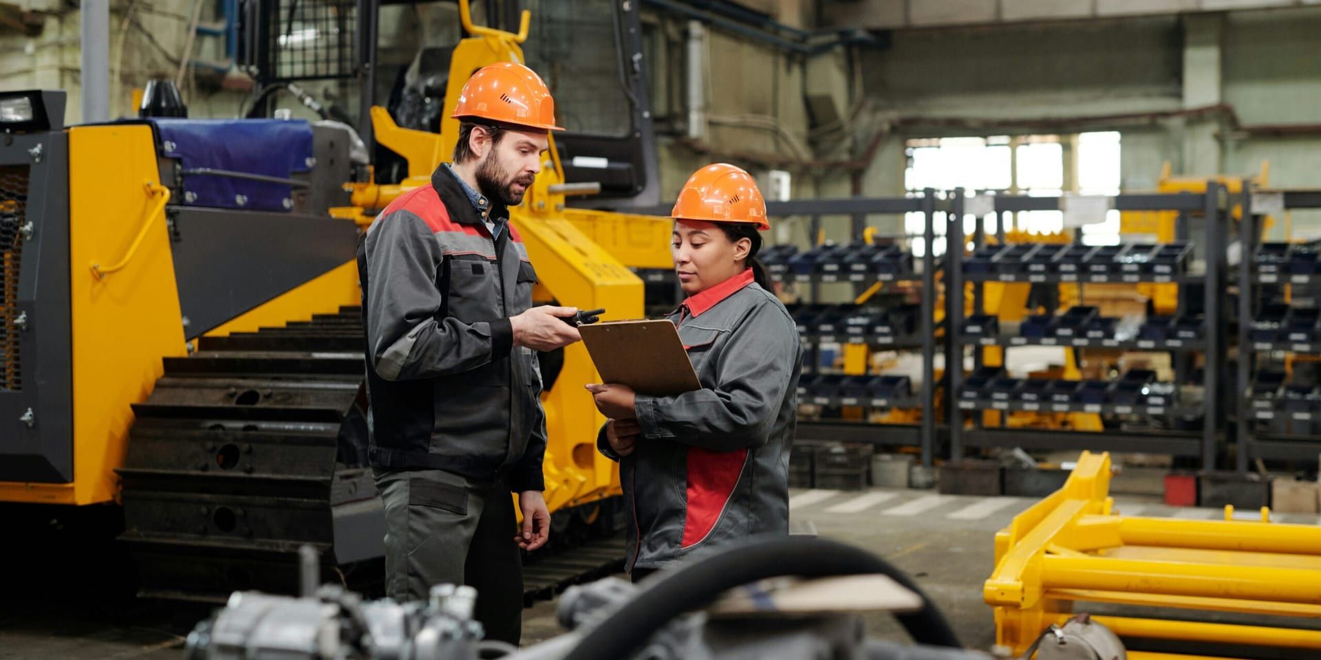 Fed Minutes Confirm Caution: Strong Labor Market Temper Cuts Timeline
