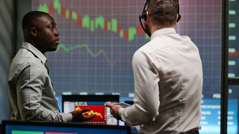 CEO Confidence Index Falls to 5-Year Low, Business Roundtable Warns