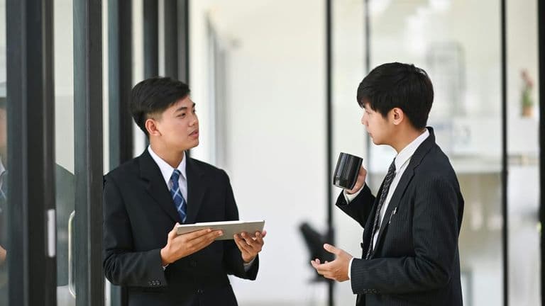 Mixed Q3 Earnings Season Raises Caution Flags for C‑Suite Leaders