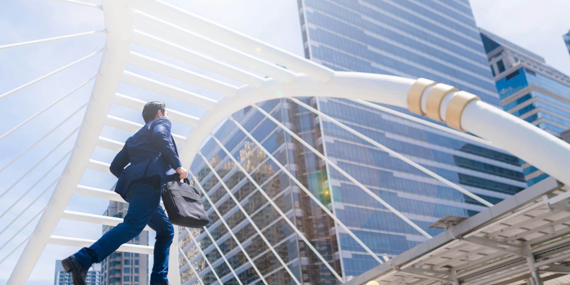 CEOs Embrace Innovation and Agility Amid 2025 Uncertainty, Survey Finds