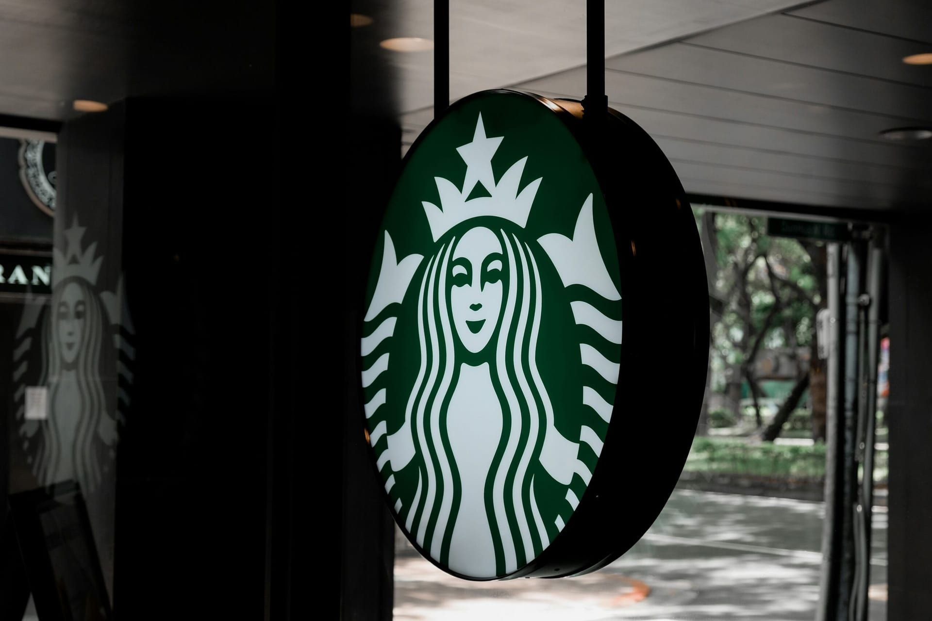 Starbucks Unveils Bold Strategy to Double U.S. Store Count and Revitalize Brand