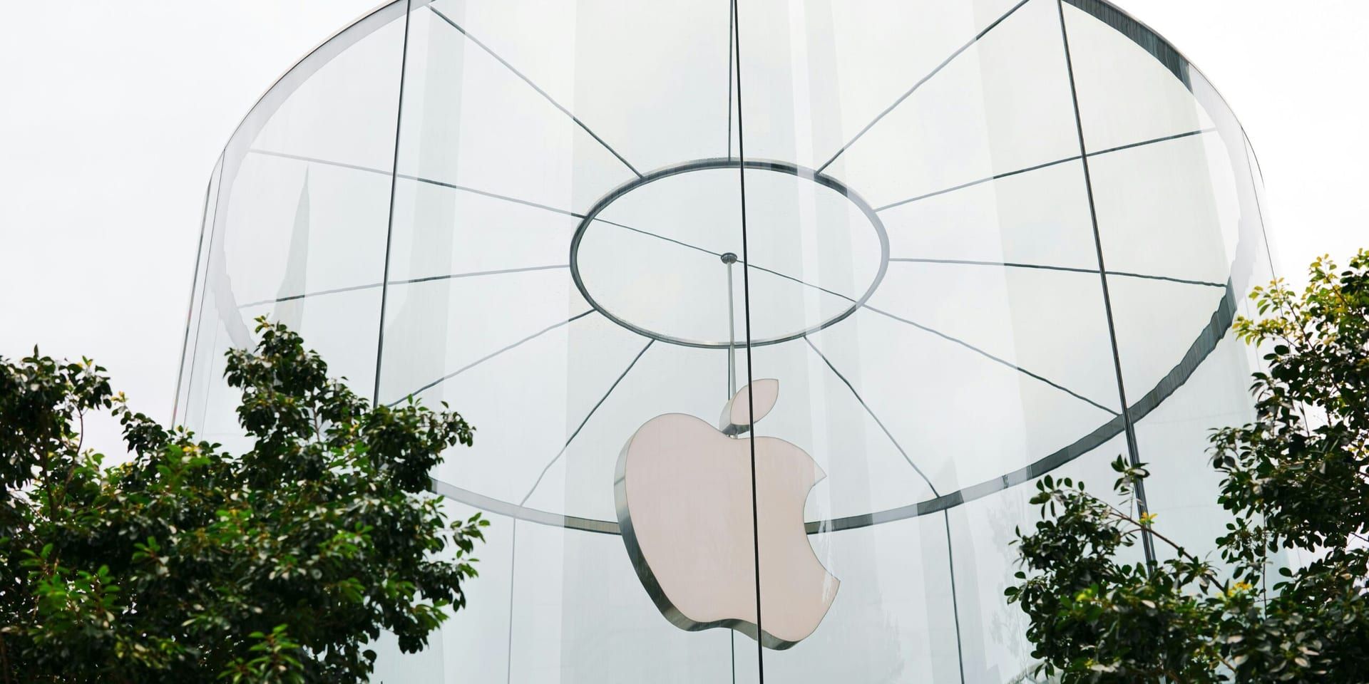 Apple Shifts iPhone Production to India Amid U.S.-China Tensions