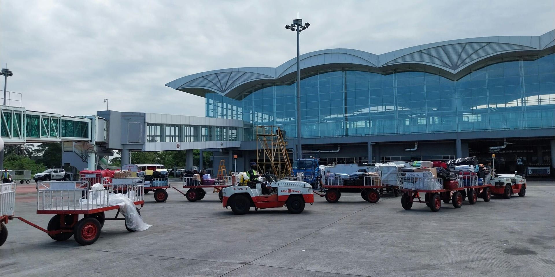 DHL Executive Asserts Globalization Remains Resilient Despite Tariff Threats