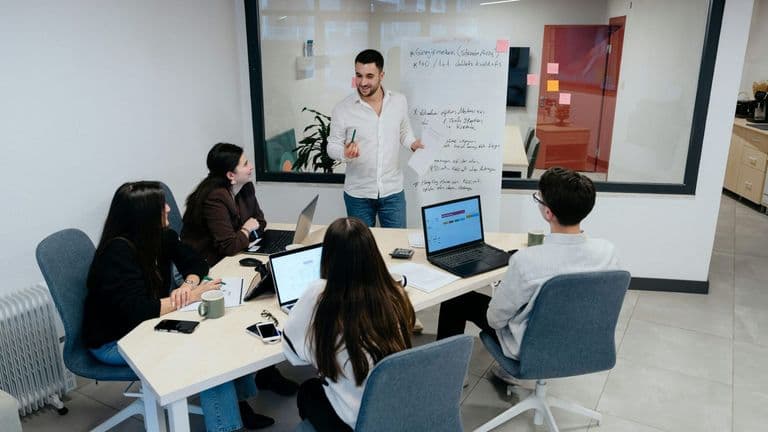 Entrepreneurs Embrace Innovation Despite Economic Challenges