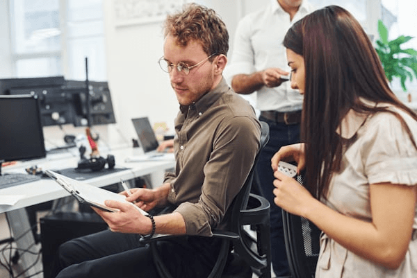 April 2023: Navigating the Tech Talent Crunch