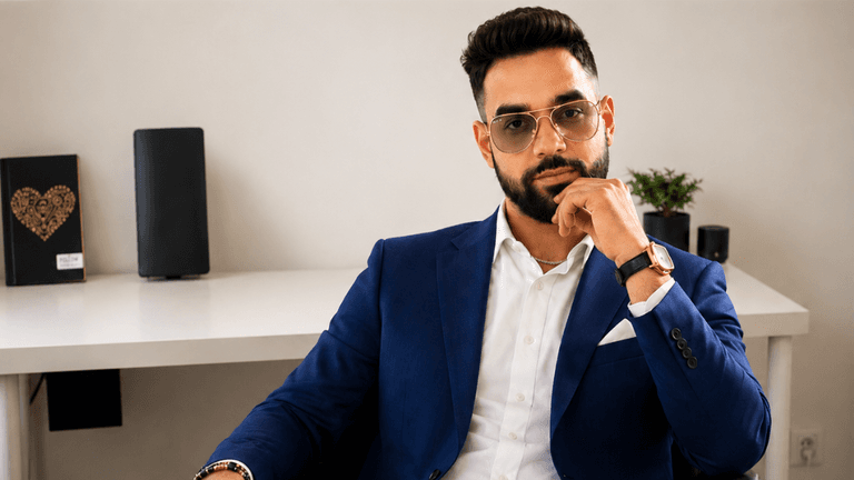 Keshav Chopra, Indian origin entrepreneur Founder of Orvaya, introduces Orvaya Abroad™, an AI settlement companion for global relocation