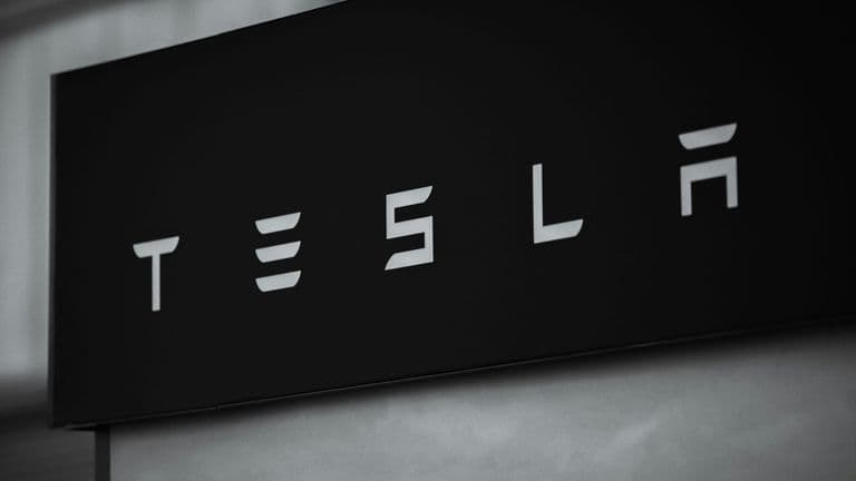 Tesla Unveils Historic $1 Trillion Performance-Based Compensation Plan for Elon Musk