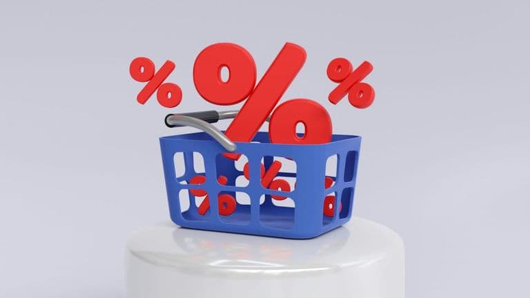 Q1 Earnings Forecasts Cut as Analysts Flag Tariff Pressure