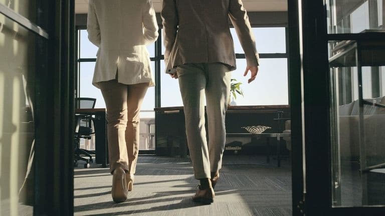 Master these 4 principles to secure your next client meeting