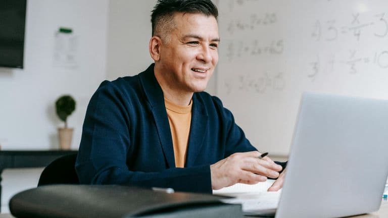 Mastering online engagement strategies