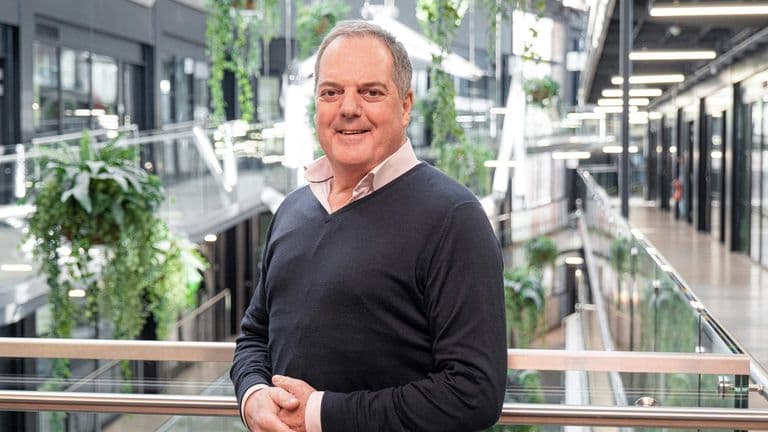 Bob White Appointed Global CEO of Olympus Corporation Amid Strategic MedTech Transformation