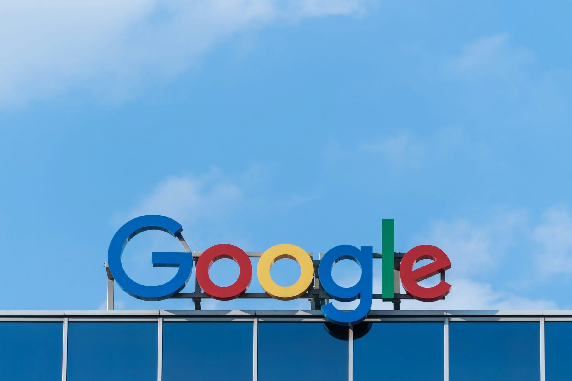 Google Cuts 10% of Managerial Workforce to Streamline Operations and Accelerate AI Development