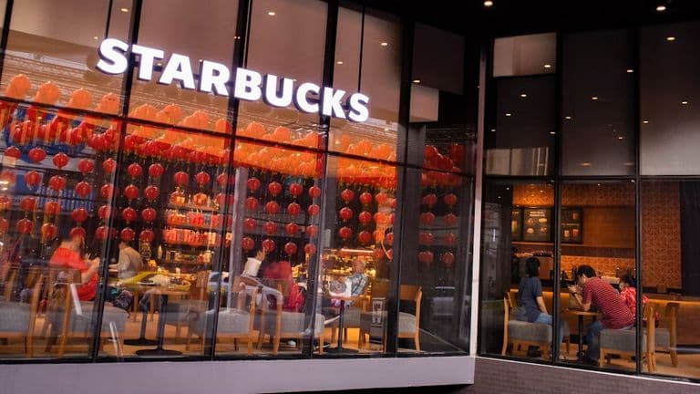Starbucks Transforms Nashville Store to Celebrate Swift’s New Album